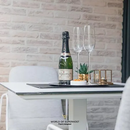 Apartment Met Twee Aan Zee